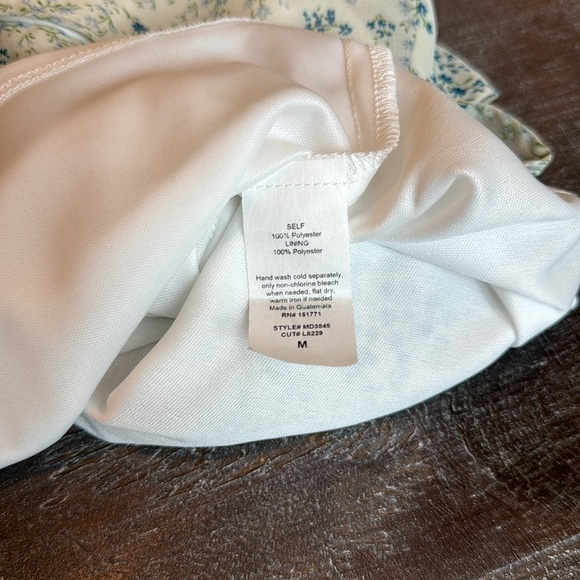 Altar’d State Blue Floral Print Dress size M NWT Smocked Tie Straps Tiered - Picture 8 of 12